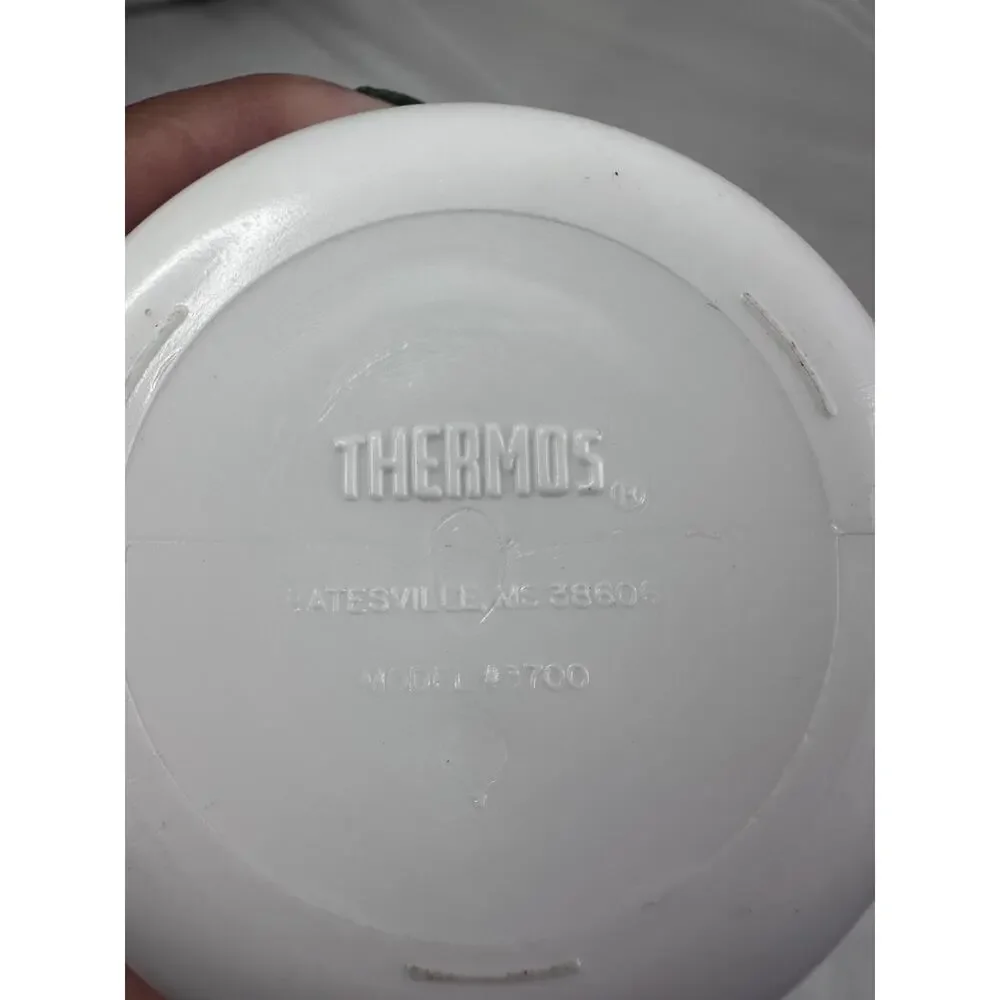 Thermos dive into